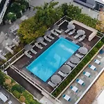 Novotel Airport