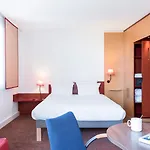 Novotel Airport Hotel Niza