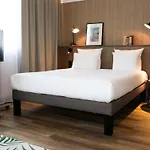 Novotel Airport