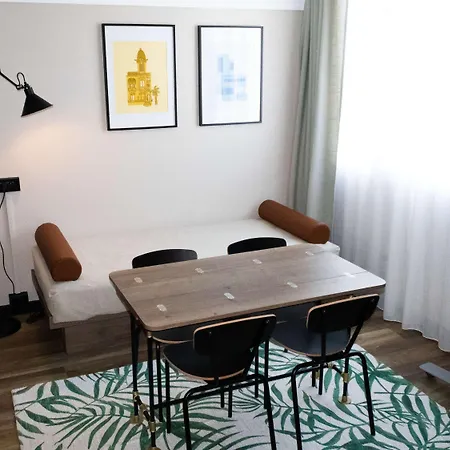 尼斯机场诺富特套房酒店 尼斯