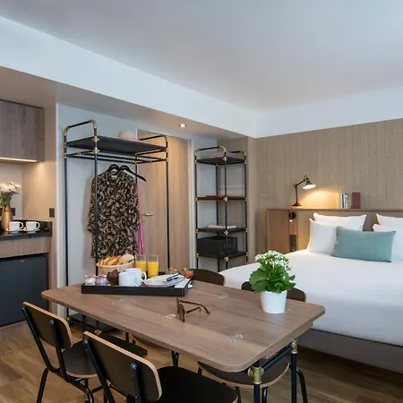 Novotel Airport 4* Nizza