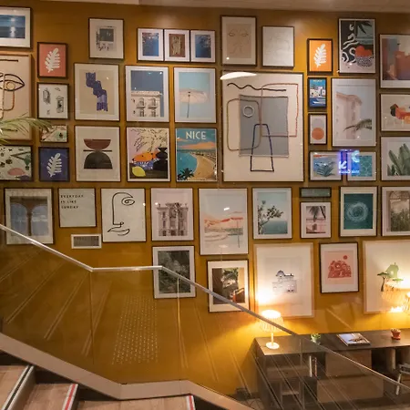 尼斯机场诺富特套房酒店 酒店