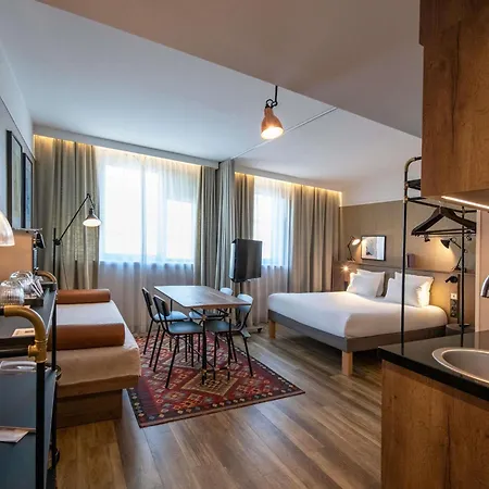 Novotel Airport 4* Nizza