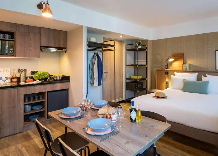 Novotel Airport Niza