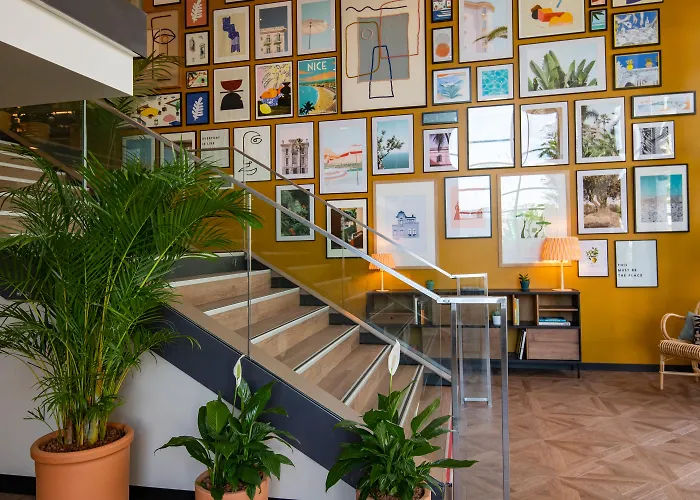 Novotel Airport 4* Niza