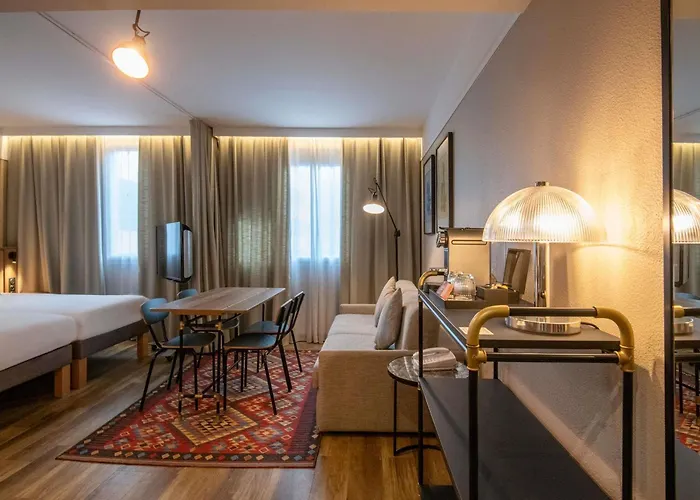 Hotell Novotel Airport 4*