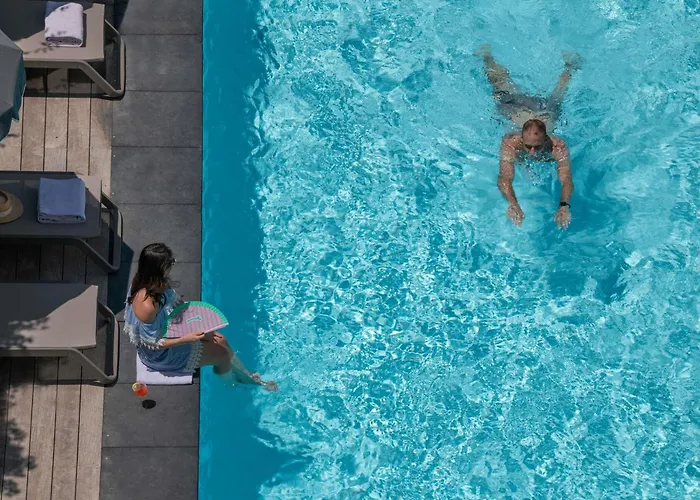 Novotel Airport Hotel Niza