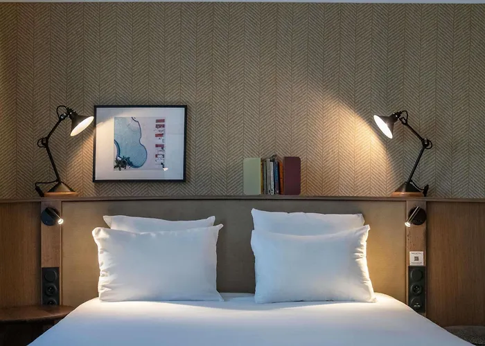 Hotel Novotel Airport 4*