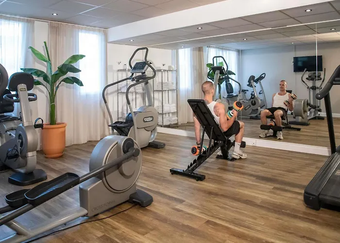 Novotel Airport Hotel