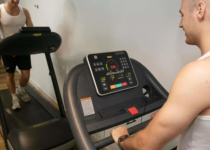 Novotel Airport Hotel 4*