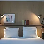 Hotel Novotel Airport 4*