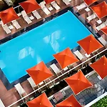 Hotel Novotel Airport 4*