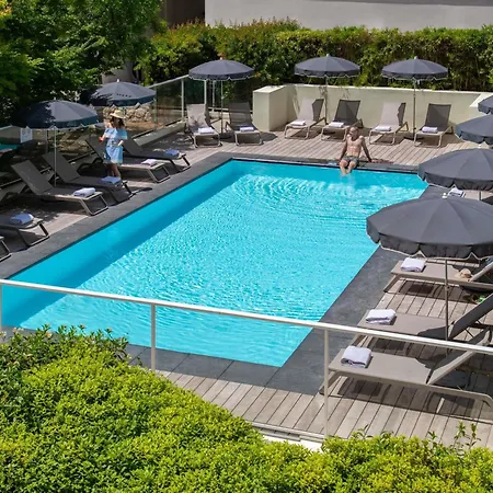 Novotel Airport Hotel 4*